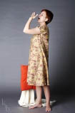 платье 284КБ Платье-сорочка, выкроенное по косой, с завышенной талией с поясом. Ткань 100% хлопок.



Фото Екатерины Беляковой.